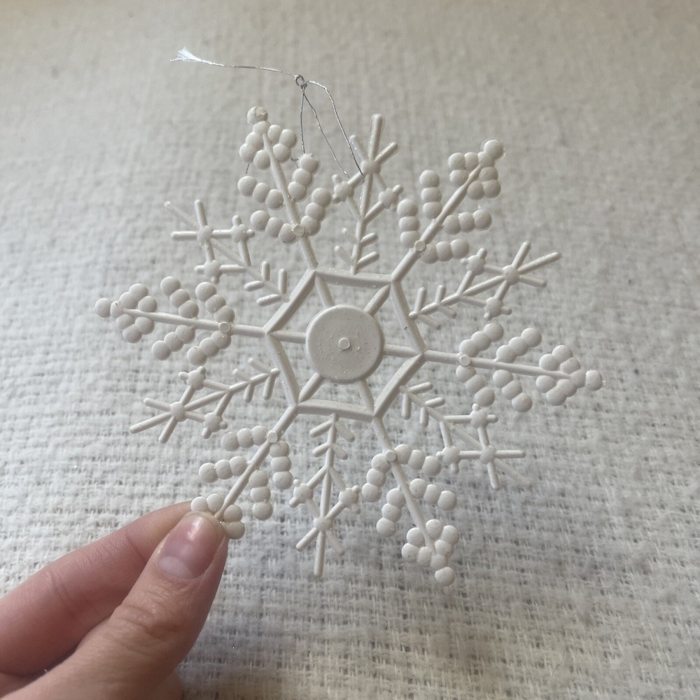 Vintage Christmas Ornament White Plastic Snowflake Glitter 1970s Lot Of 9 - Picture 2 of 3